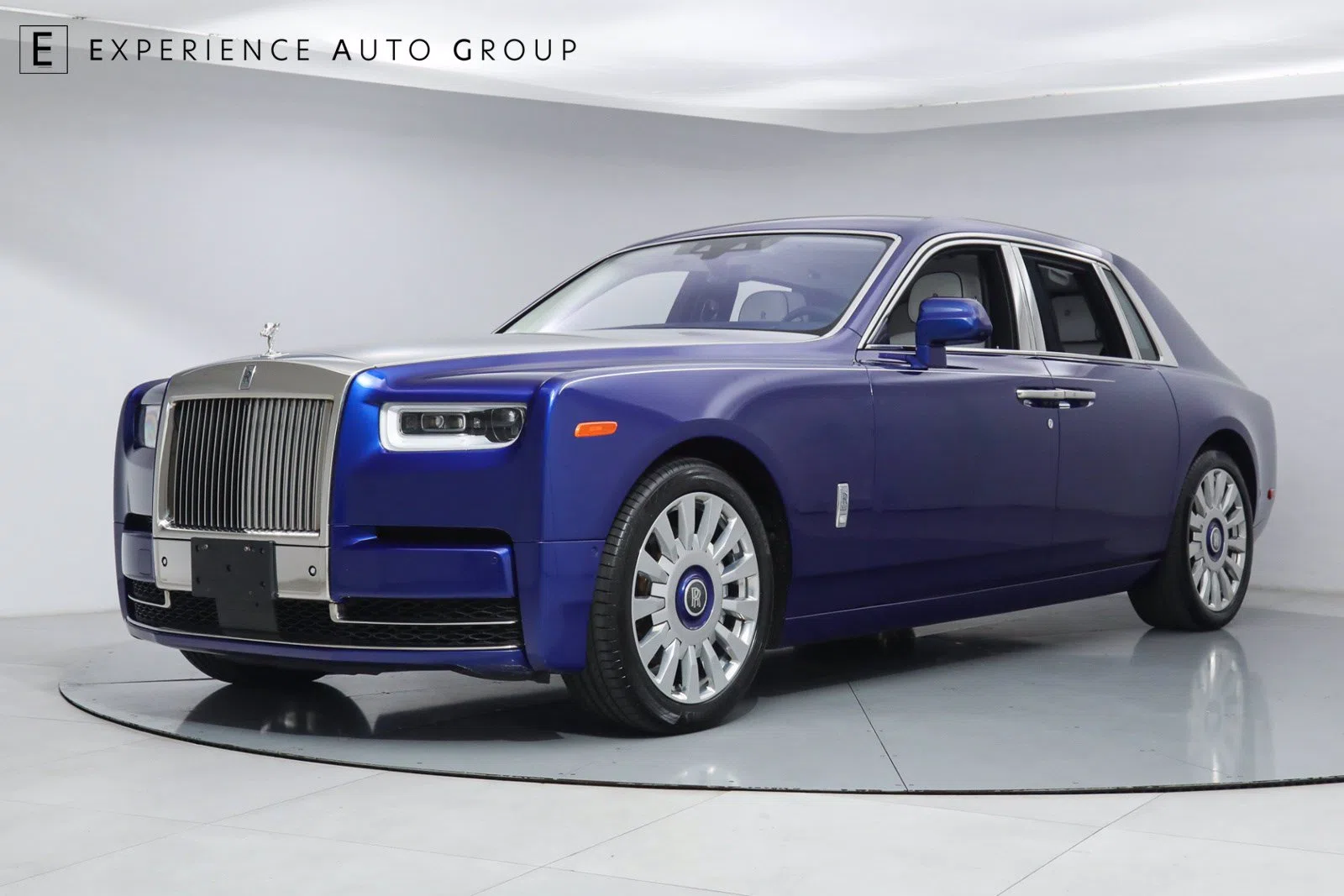 2019 Rolls-Royce Phantom RWD for sale, exterior, Blue