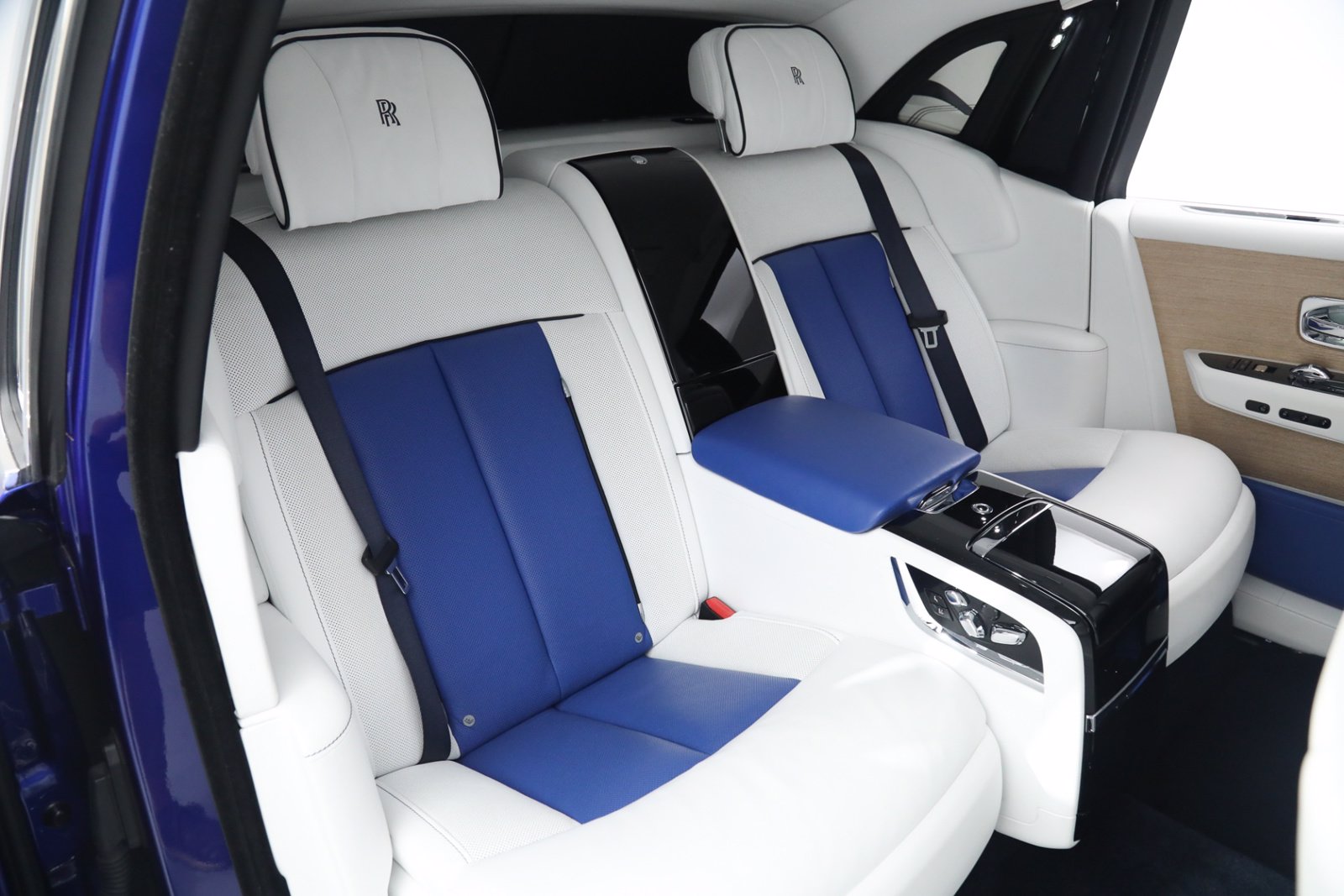 2019 ROLLS-ROYCE PHANTOM RWD, 4/20