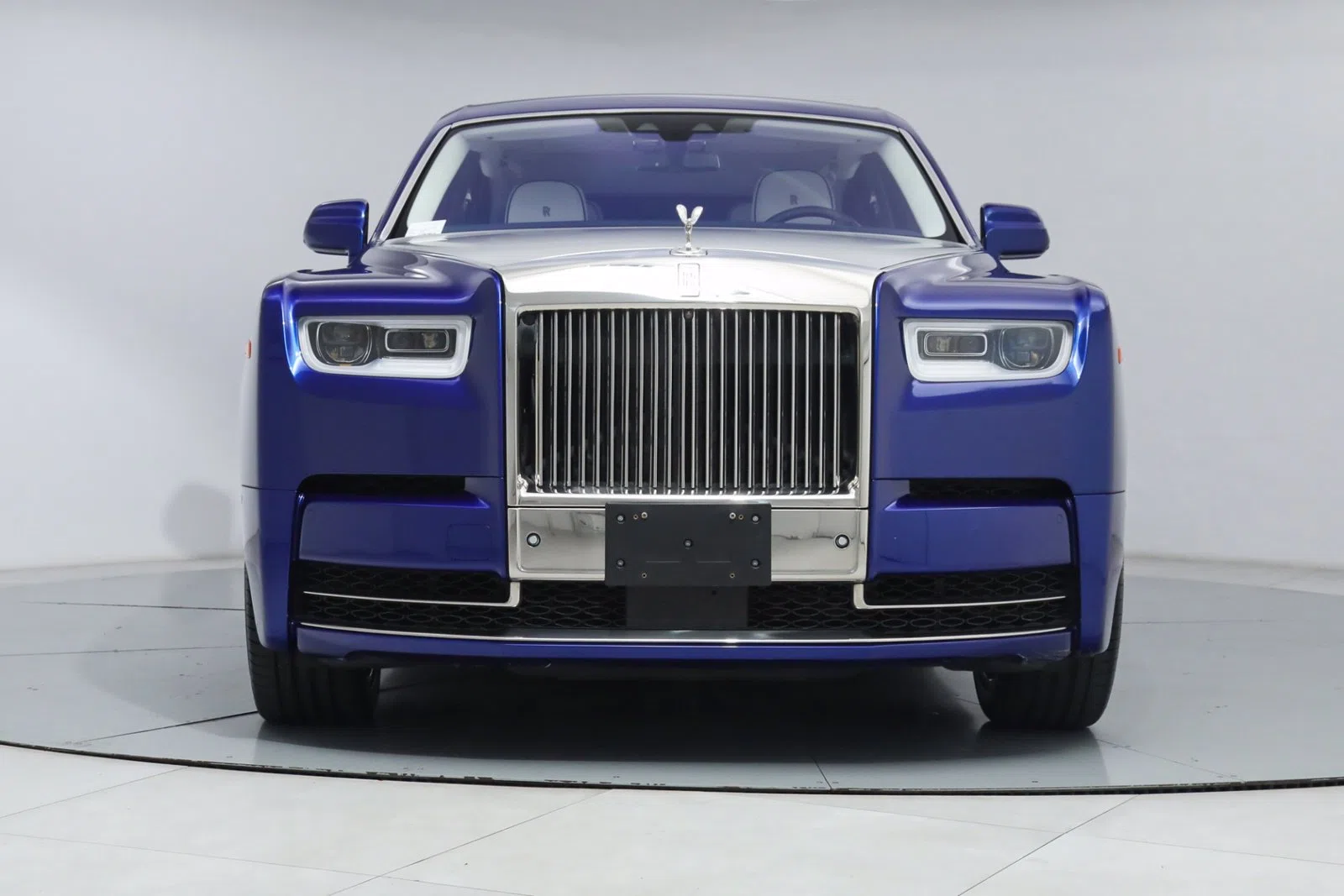 2019 Rolls-Royce Phantom RWD for sale, exterior, Blue