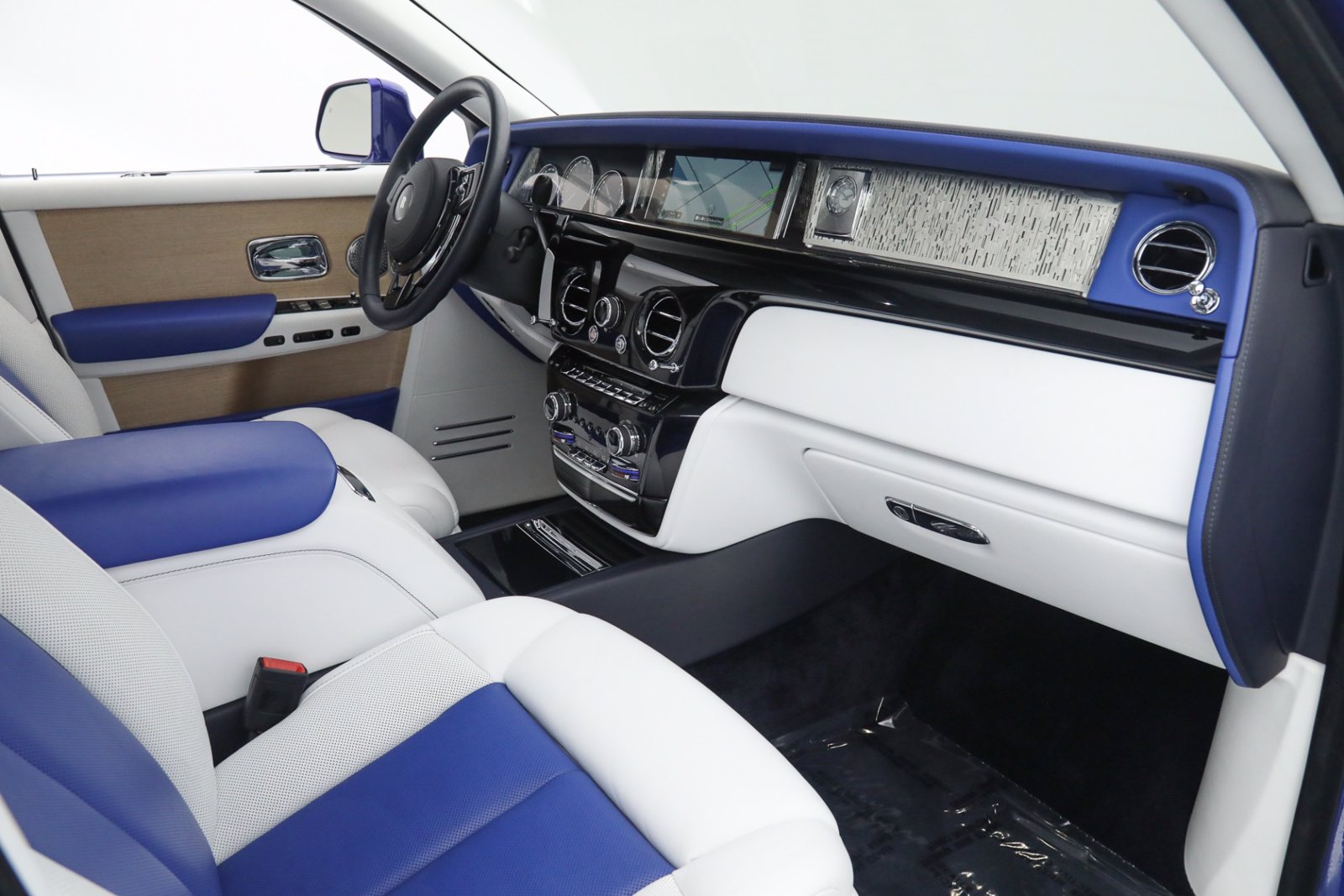 2019 ROLLS-ROYCE PHANTOM RWD, 15/20