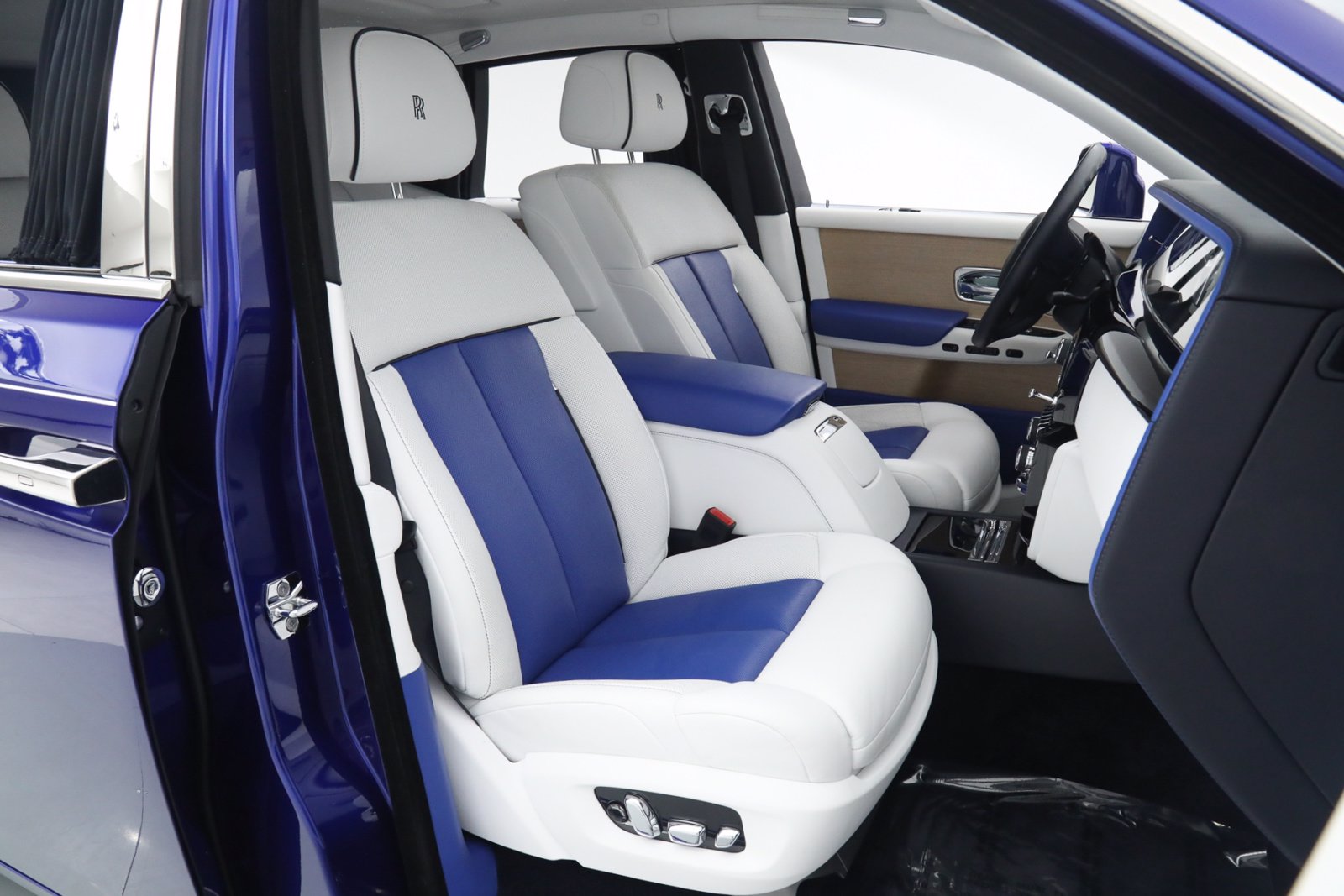2019 ROLLS-ROYCE PHANTOM RWD, 16/20