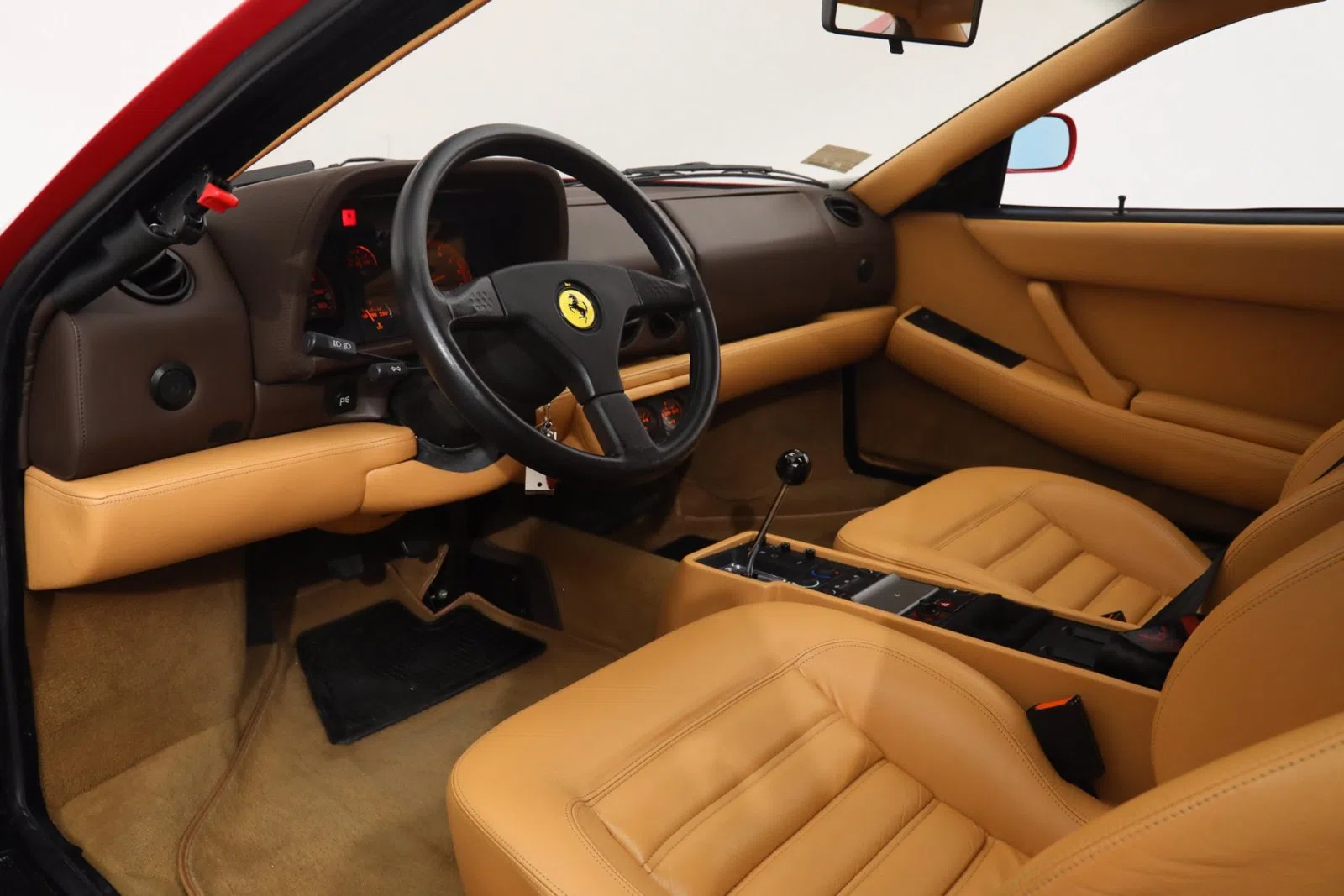 1992 Ferrari 512 TR Classiche interior, Tan Leather