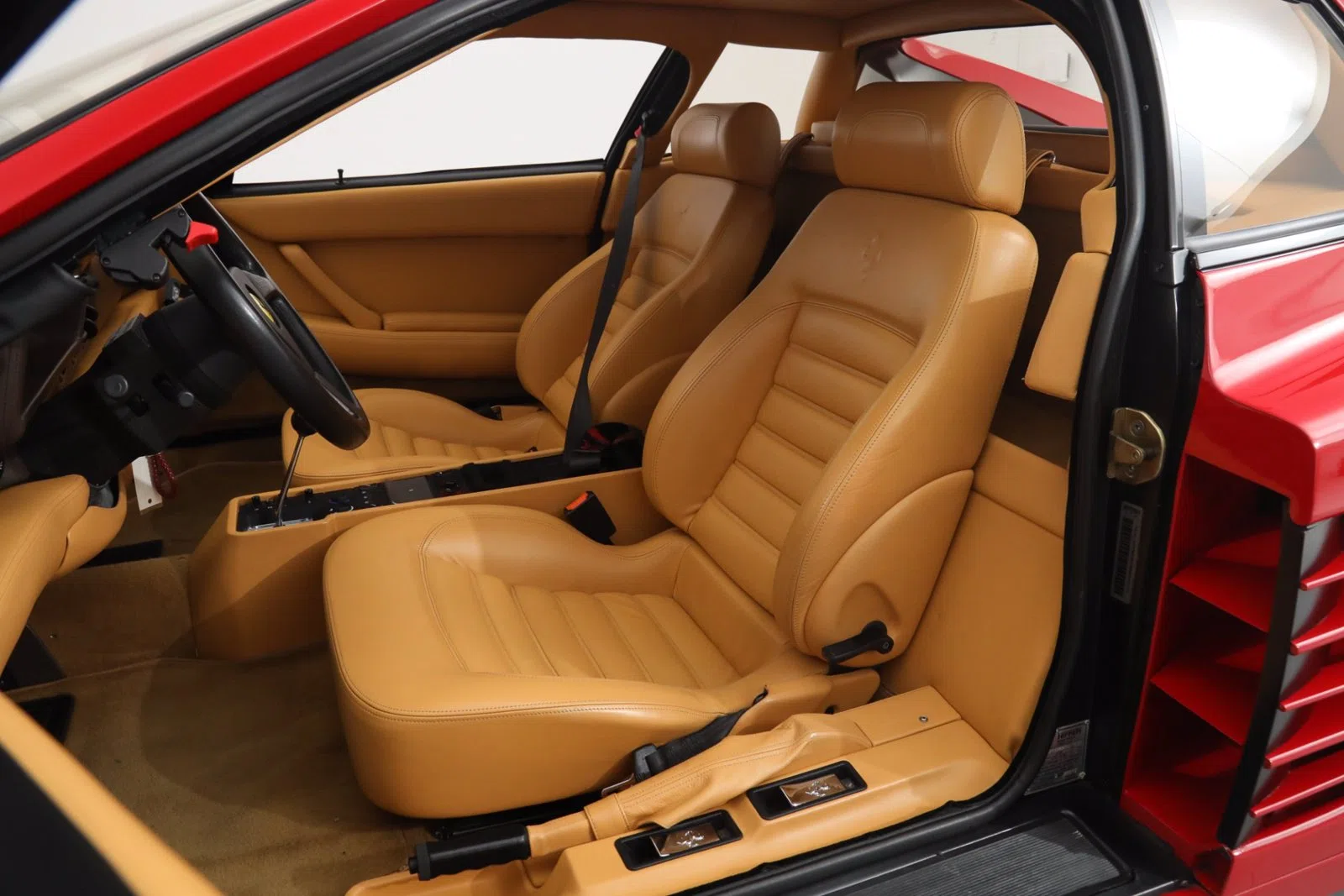 1992 Ferrari 512 TR Classiche interior, seats, Tan Leather
