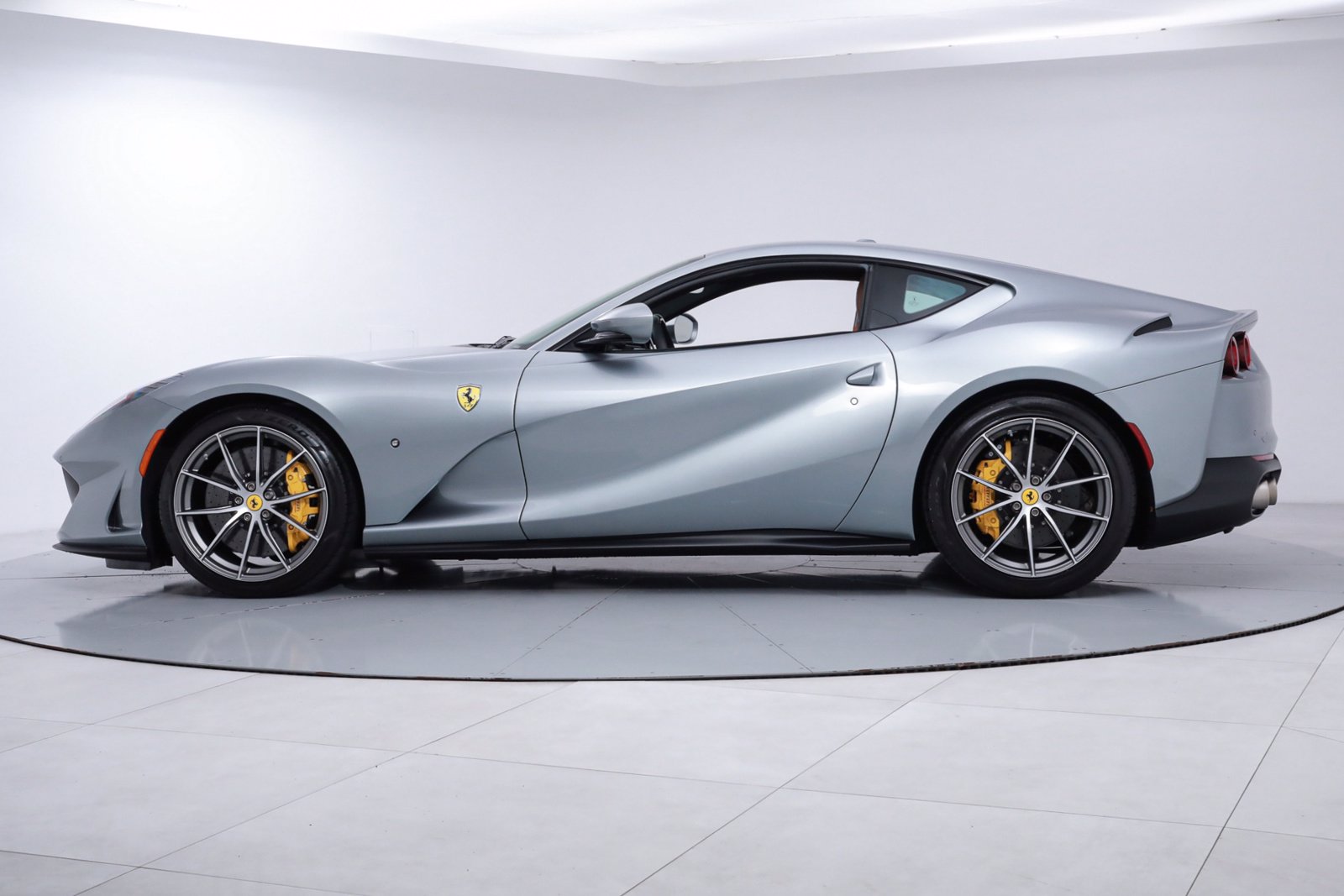 2020 FERRARI 812 SUPERFAST, 13/19