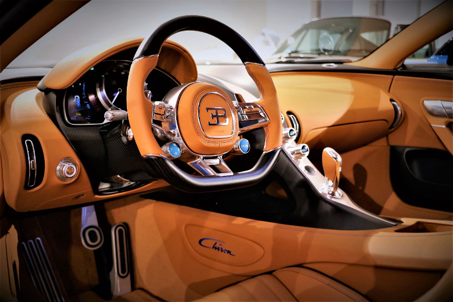 2017 BUGATTI CHIRON NEW ATLANTIC BLUE METALLIC, 12/13