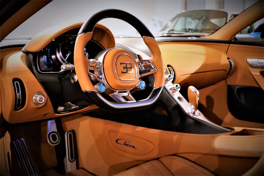 2017 Bugatti Chiron New Atlantic Blue Metallic interior, Leather Terre D´OR / Carbon