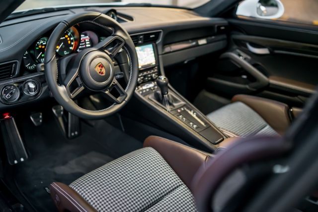 Porsche 911 R, 4/18