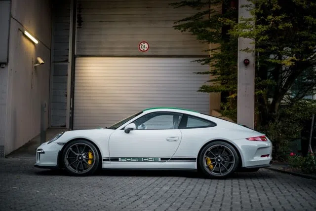 Porsche 911 R for sale, exterior