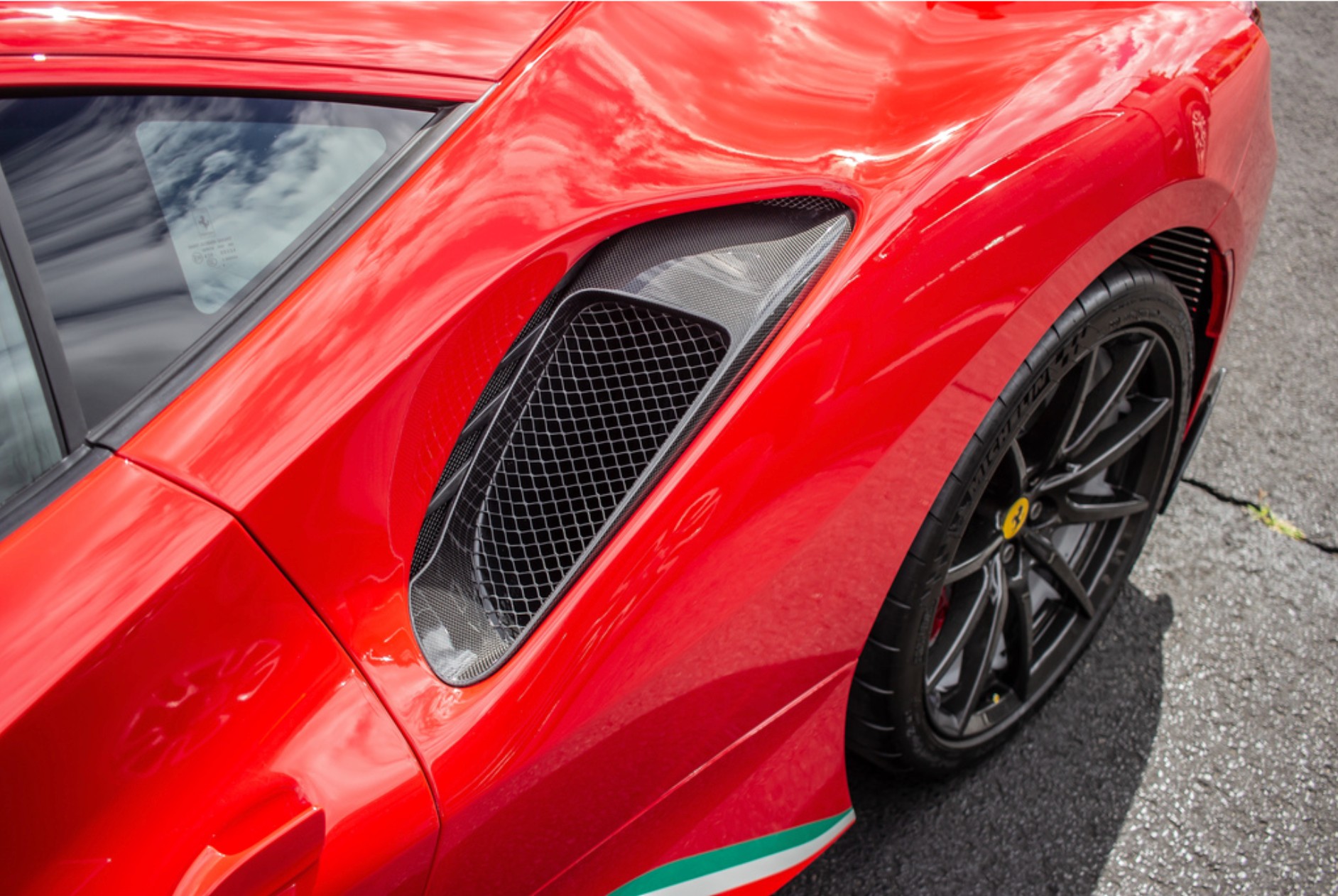 2019 Ferrari 488 Pista Piloti, 14/16