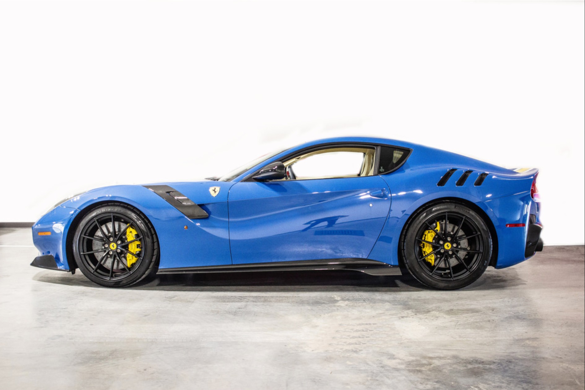 2017 Ferrari F12tdf, 11/17