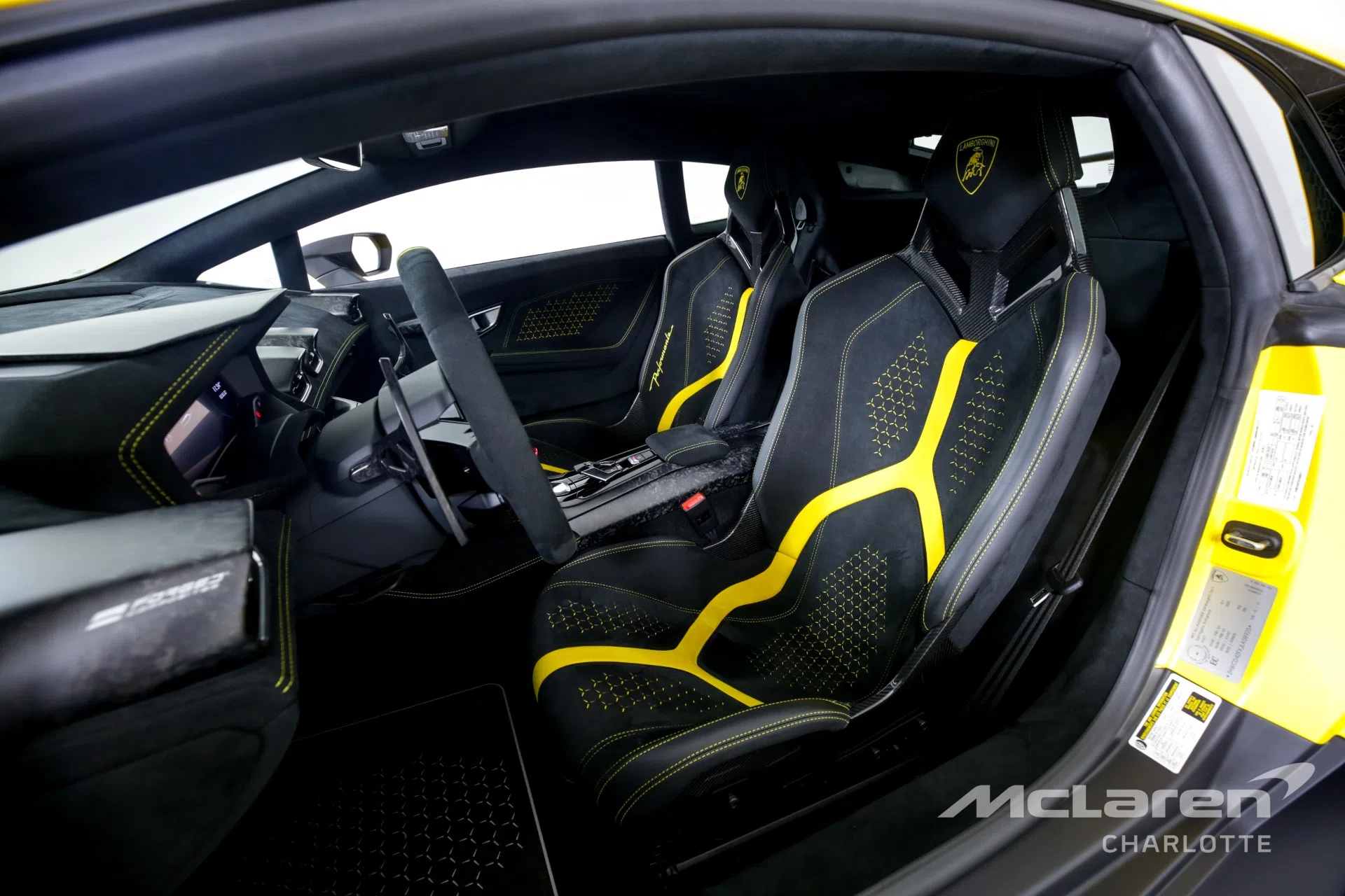 2018 LAMBORGHINI HURACAN PERFORMANTE, 2/19