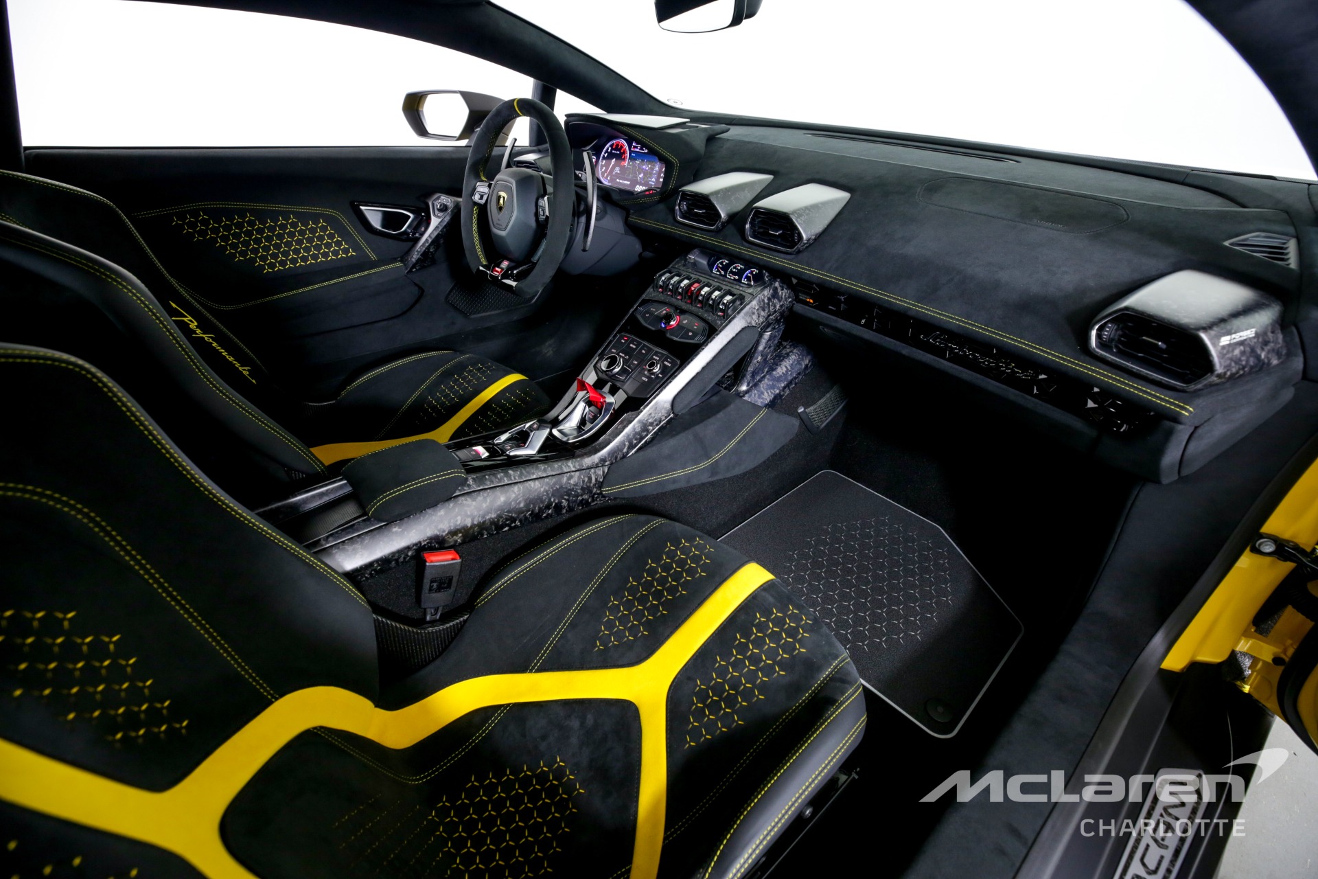 2018 LAMBORGHINI HURACAN PERFORMANTE, 3/19