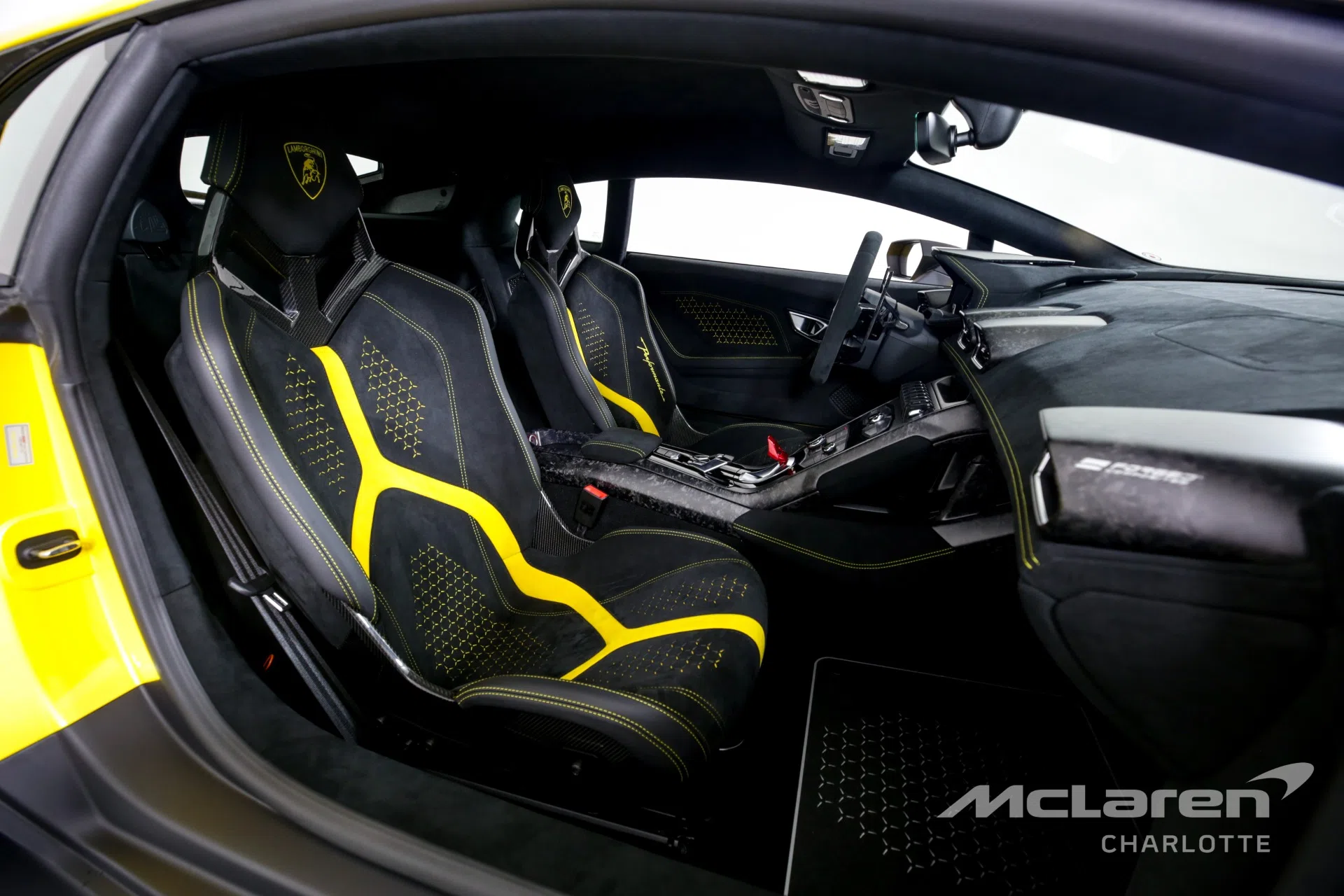 2018 LAMBORGHINI HURACAN PERFORMANTE, 4/19