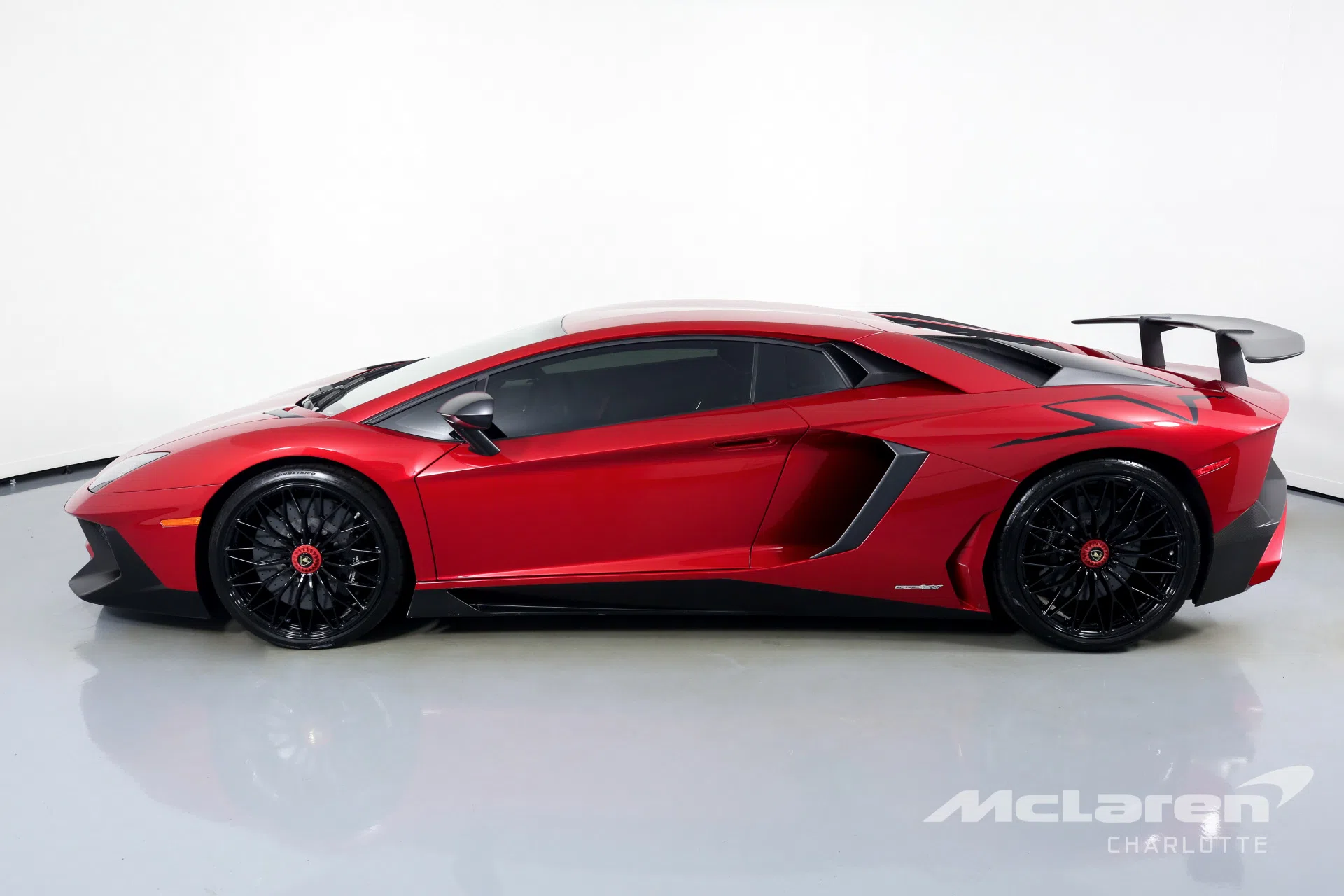 2016 Lamborghini Aventador LP 750-4 SV for sale, exterior, Rosso BIA Glittered