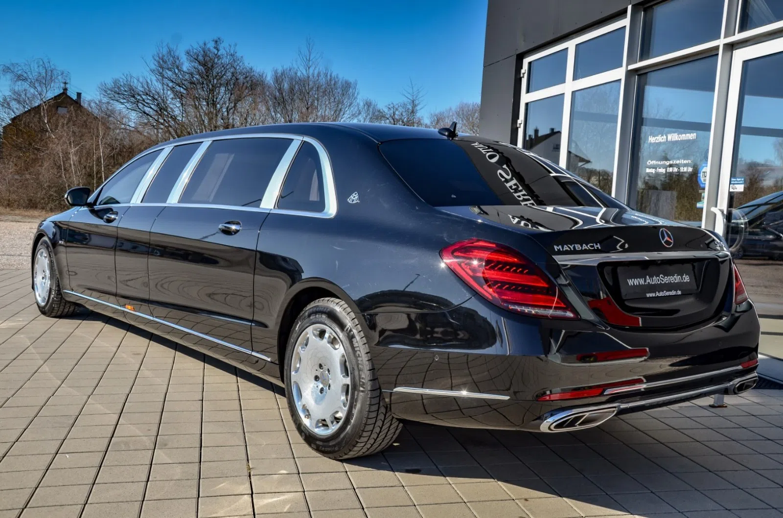 2021 Mercedes-Maybach S 650 PULLMAN VR9 for sale, exterior, Obsidianblack | metallic