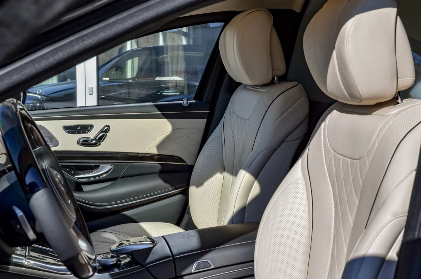 2021 Mercedes-Maybach S 650 PULLMAN VR9 interior, seats, Beige | Leder