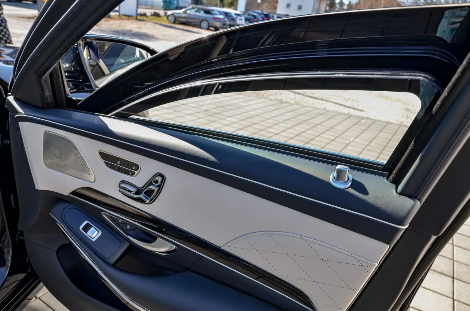 2021 Mercedes-Maybach S 650 PULLMAN VR9 trunk