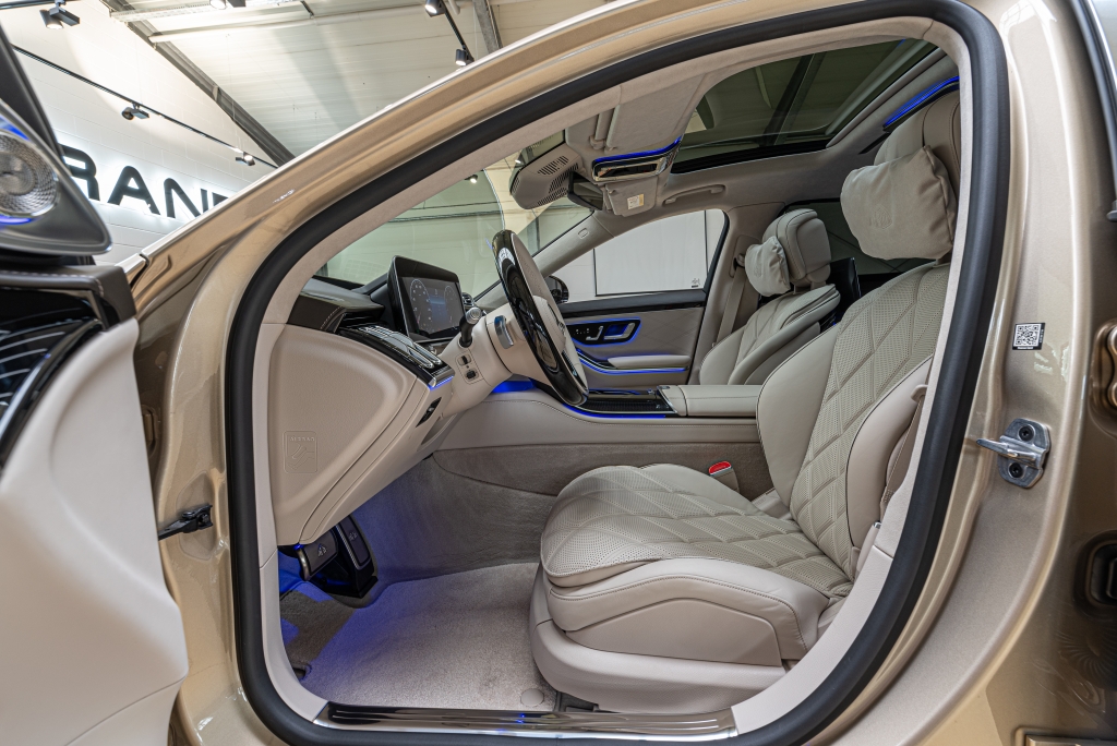 2022 Mercedes-Maybach S 680, 14/20