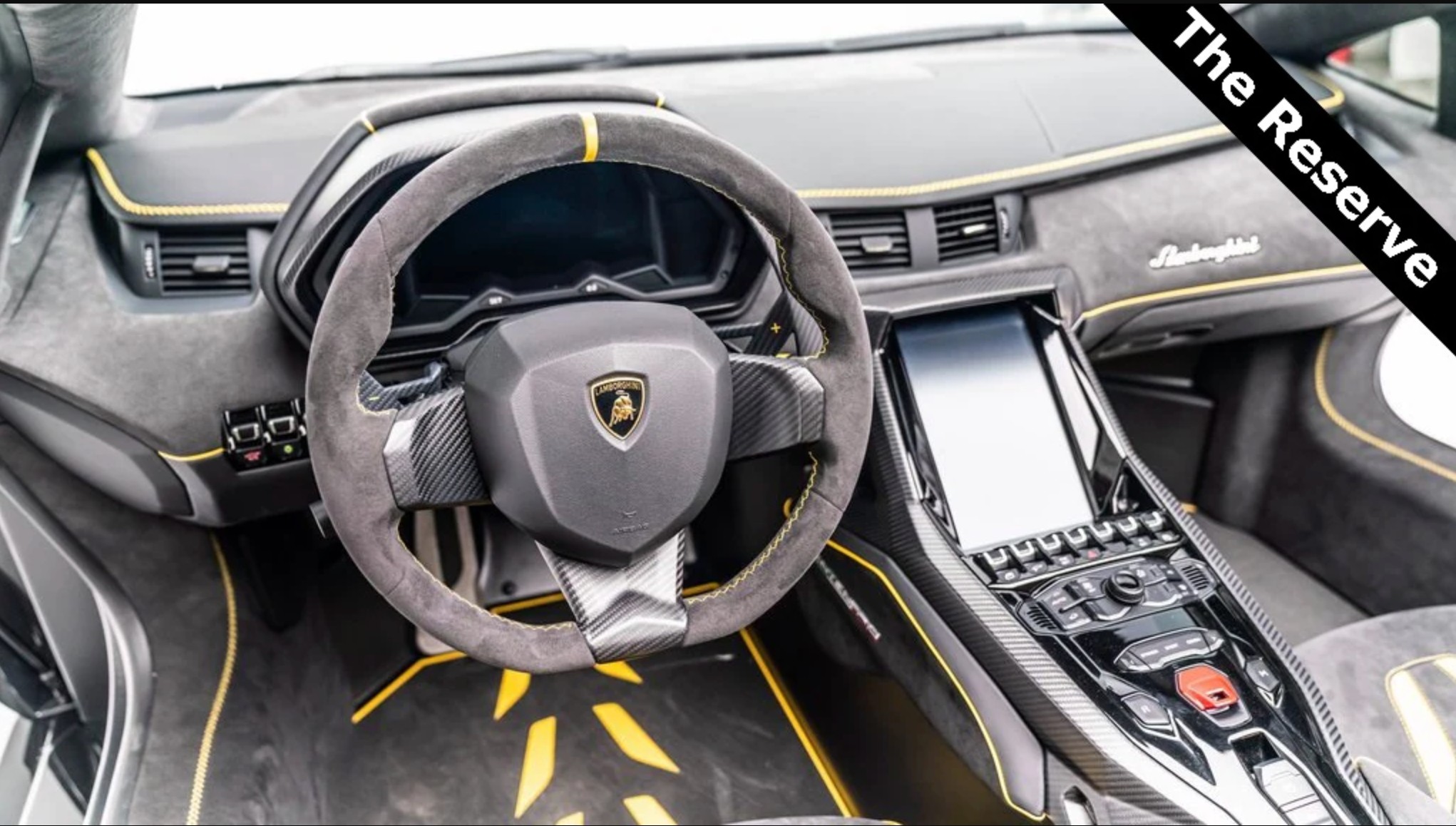 2017 Lamborghini Centenario Roadster, 3/18