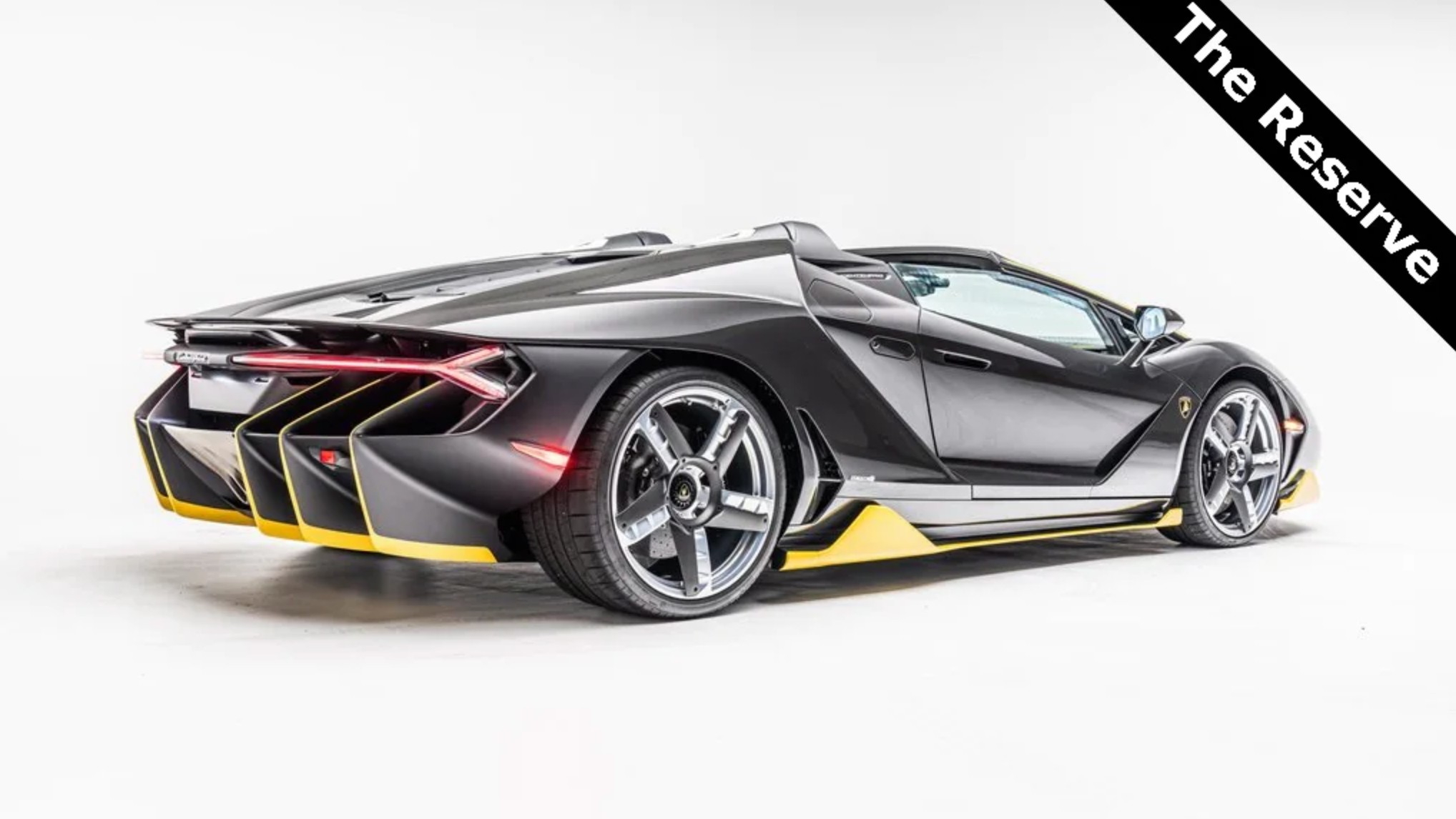 2017 Lamborghini Centenario Roadster, 6/18