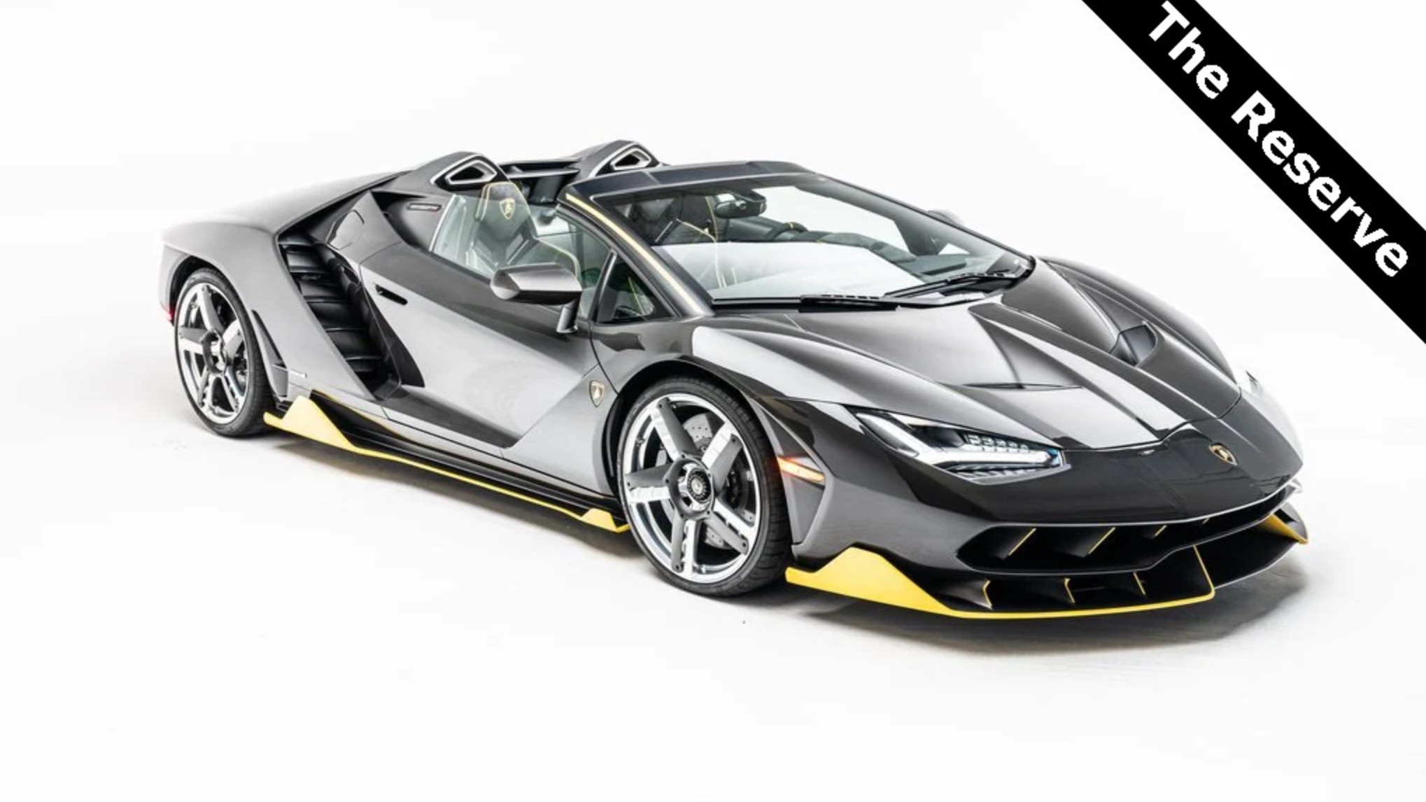 2017 Lamborghini Centenario Roadster, 9/18