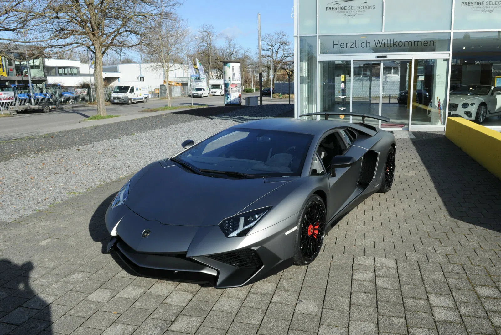 Lamborghini Aventador LP 750-4 SV, front three-quarter view