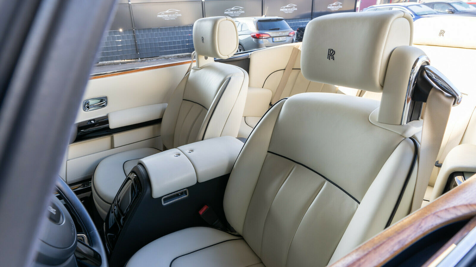 2013 Rolls-Royce Phantom Drophead Coupe, 5/20