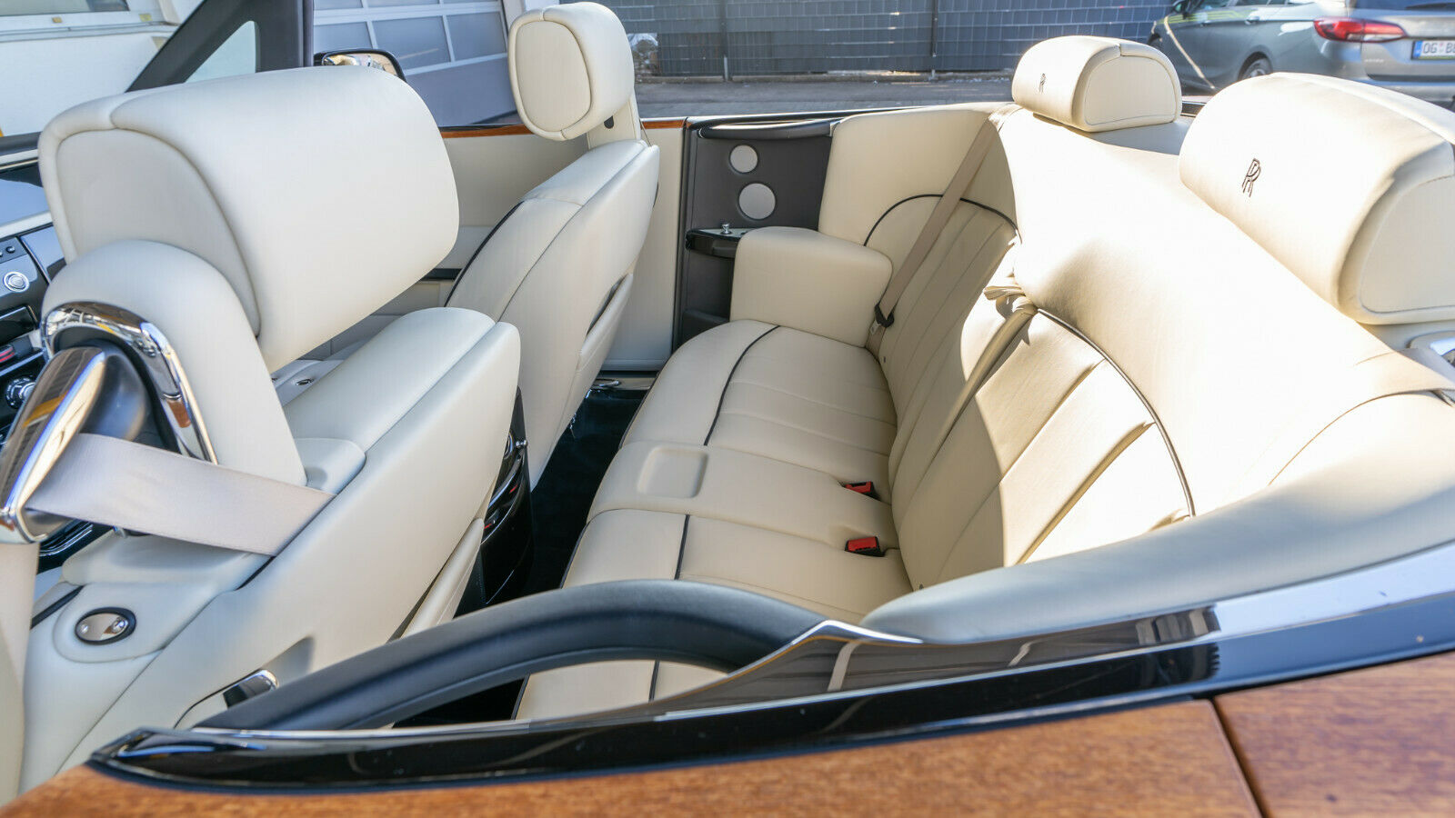 2013 Rolls-Royce Phantom Drophead Coupe, 6/20