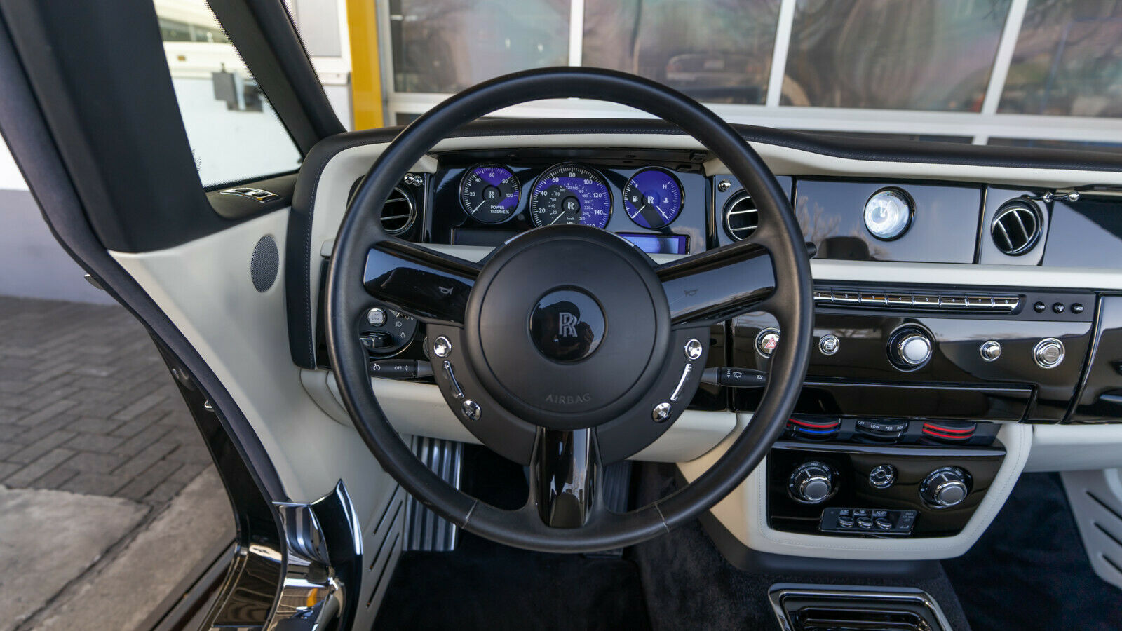2013 Rolls-Royce Phantom Drophead Coupe, 7/20