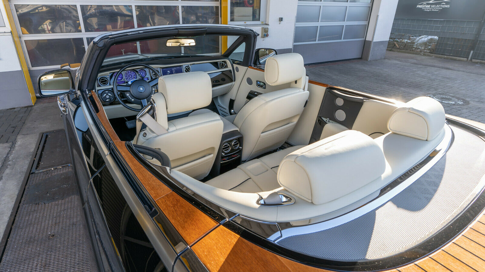2013 Rolls-Royce Phantom Drophead Coupe, 12/20