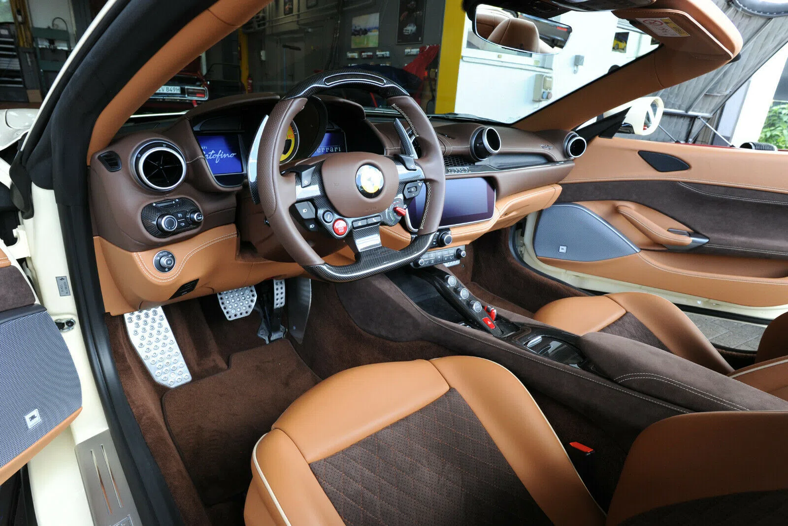 2020 Ferrari Portofino interior