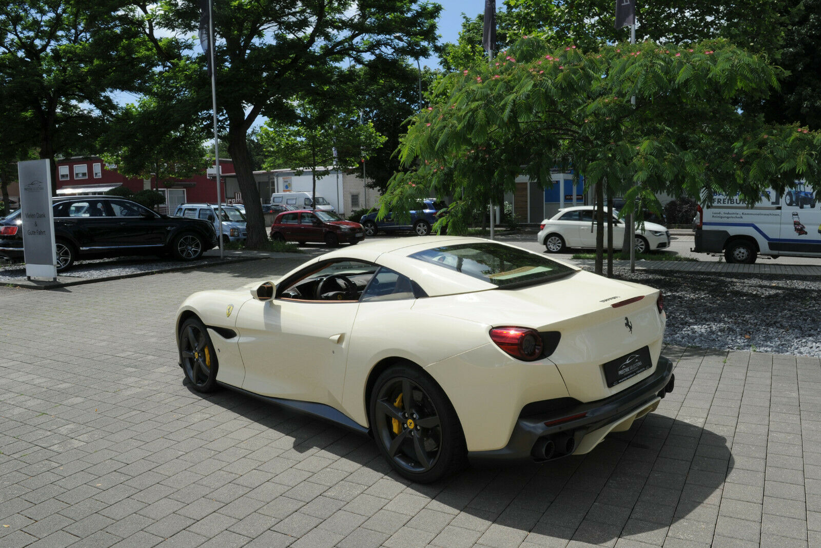 2020 Ferrari Portofino, 9/20
