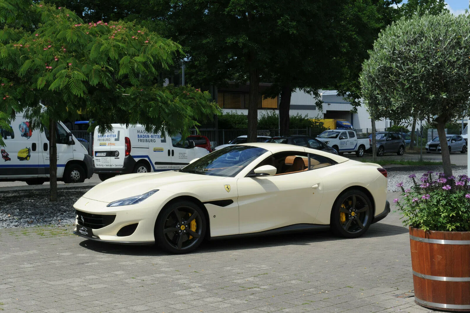 2020 Ferrari Portofino, exterior