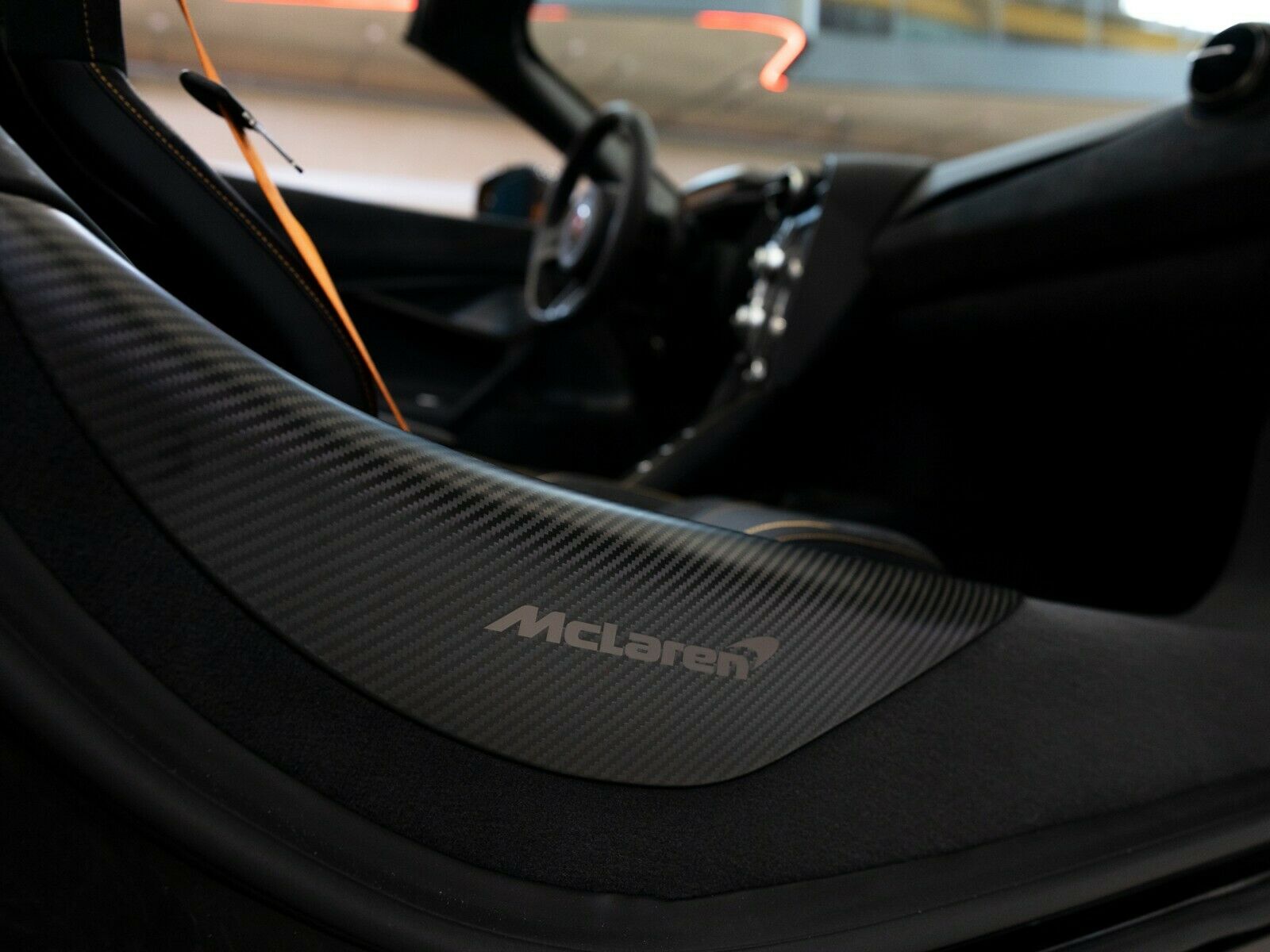2022 McLaren 720S, 4/16
