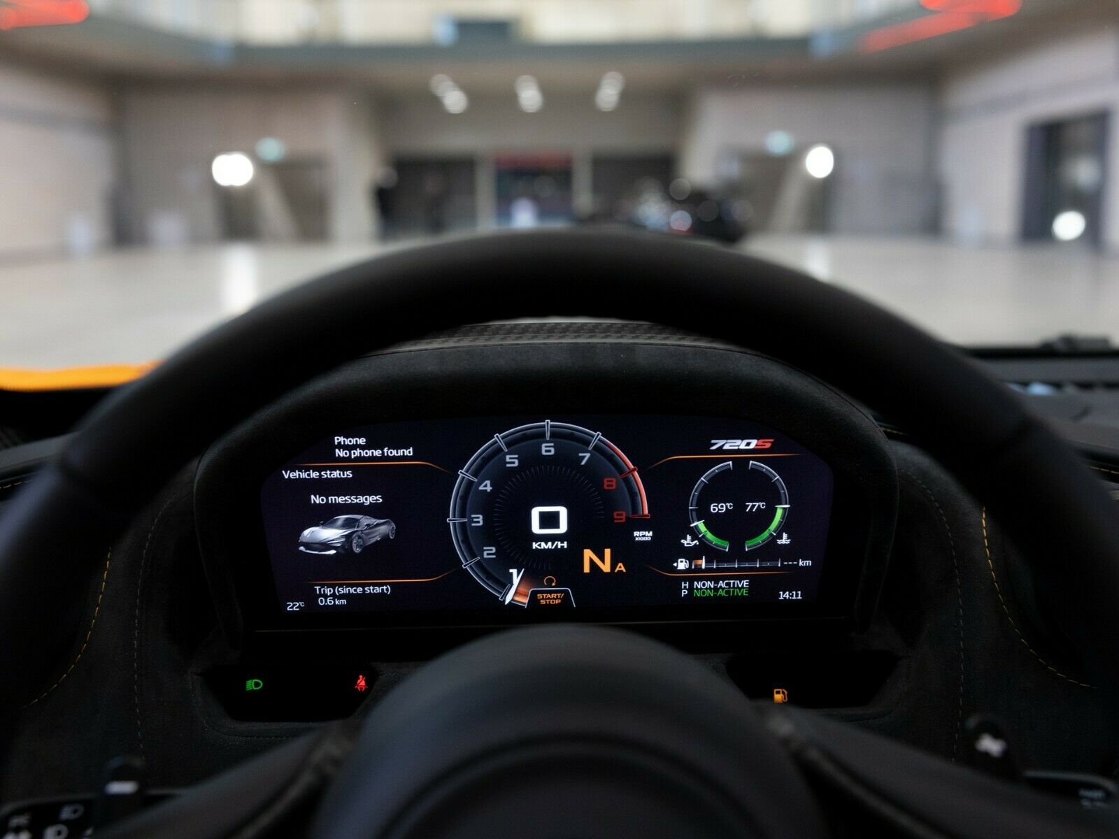 2022 McLaren 720S, 6/16