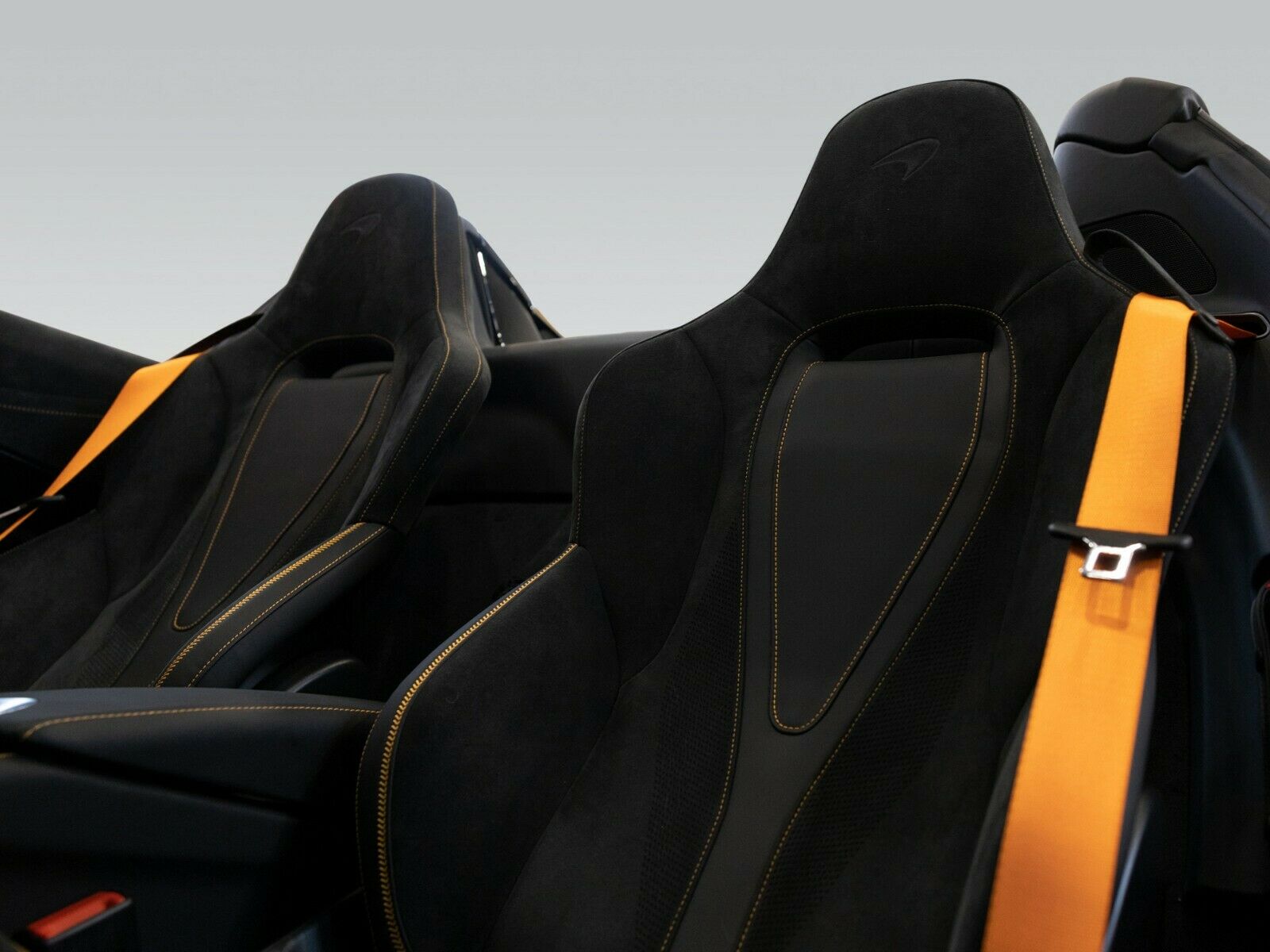 2022 McLaren 720S, 8/16