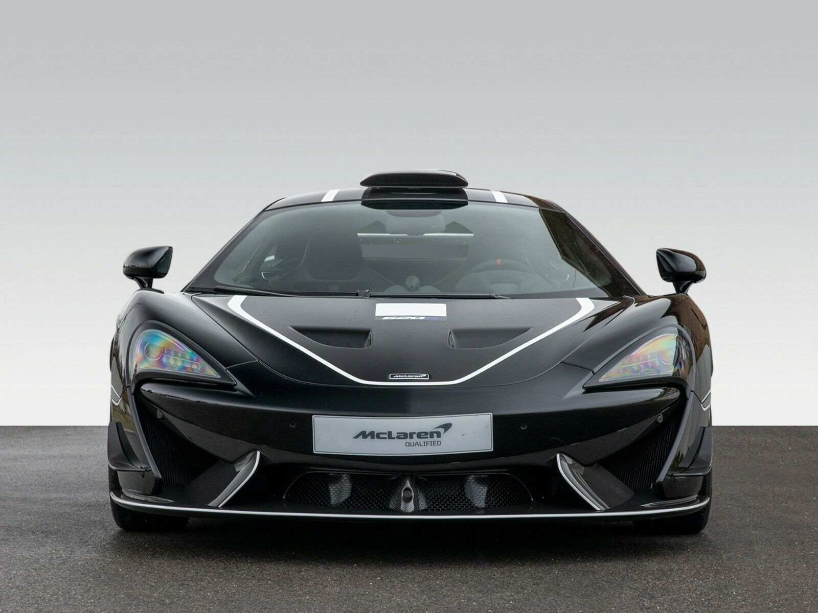 2020 McLaren 620R, 19/20