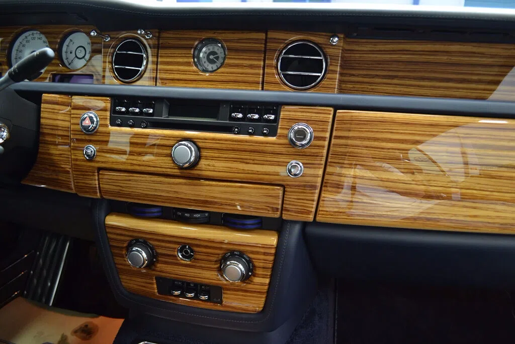 2009 Rolls-Royce Phantom Drophead Coupe interior