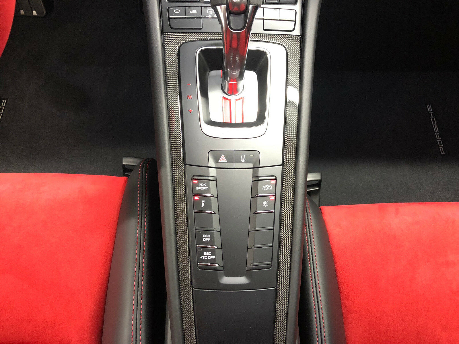 2018 Porsche 911 GT2 RS, 13/15