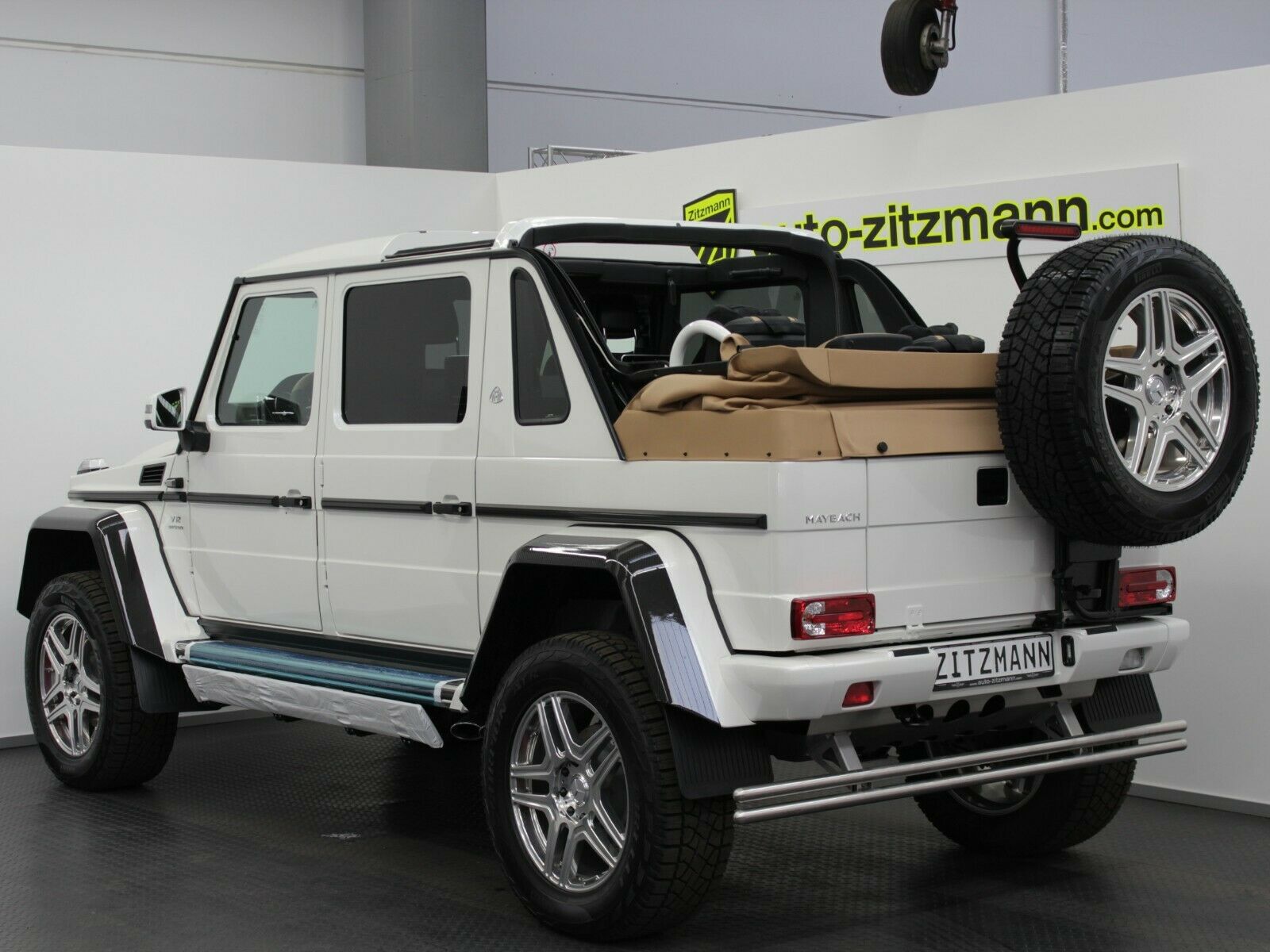 2018 Mercedes-Maybach G650 Landaulet, 18/20