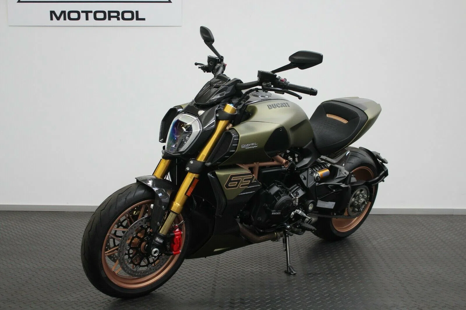 2021 Ducati DIAVEL 1260 S Lamborghini for sale, exterior
