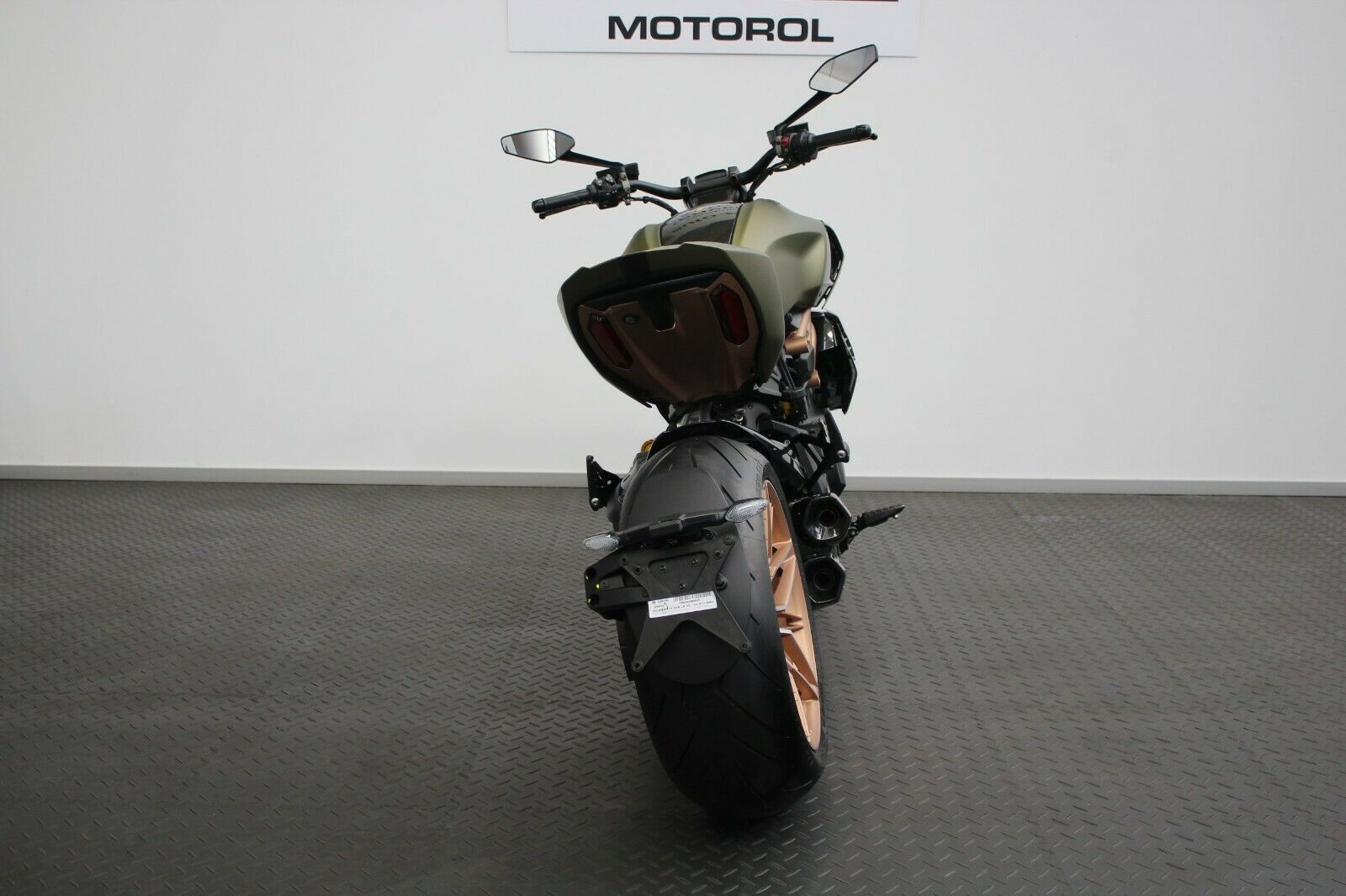 2021 Ducati DIAVEL 1260 S Lamborghini, 13/20