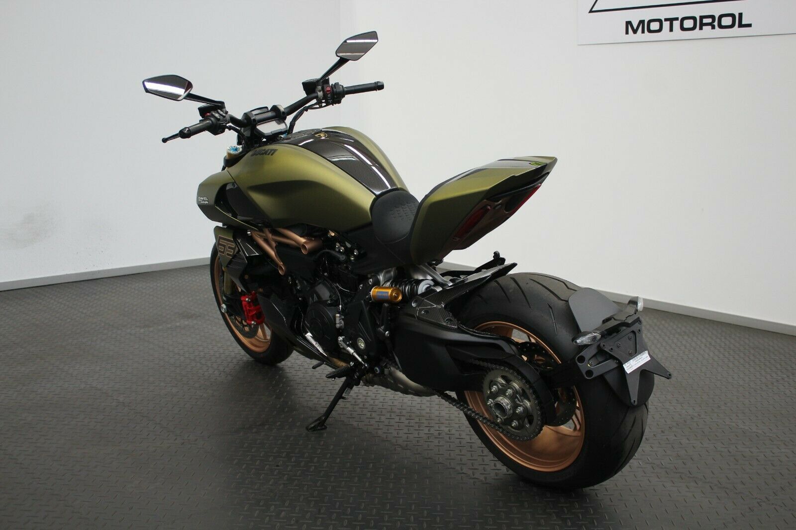 2021 Ducati DIAVEL 1260 S Lamborghini, 15/20
