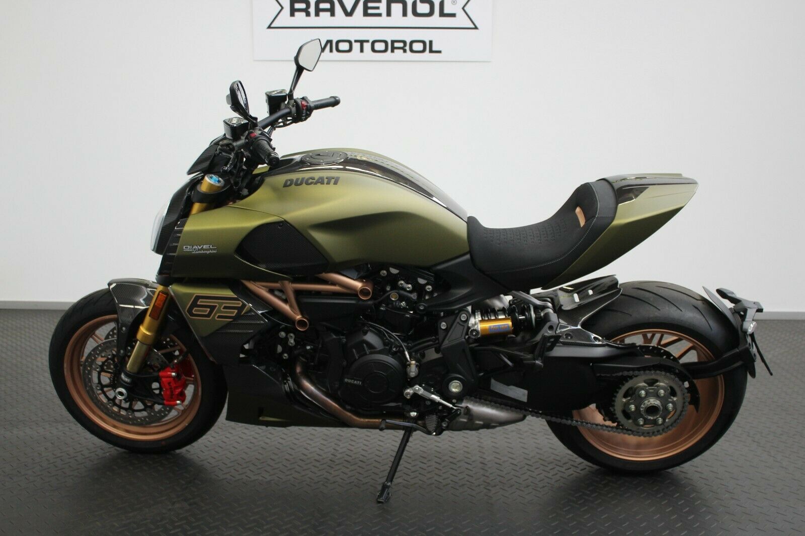 2021 Ducati DIAVEL 1260 S Lamborghini, 16/20