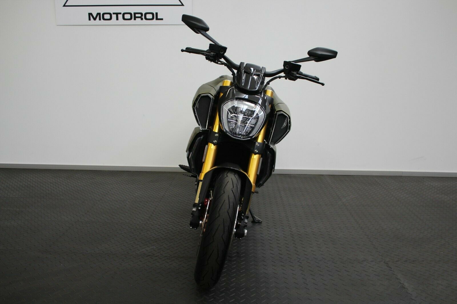 2021 Ducati DIAVEL 1260 S Lamborghini, 18/20