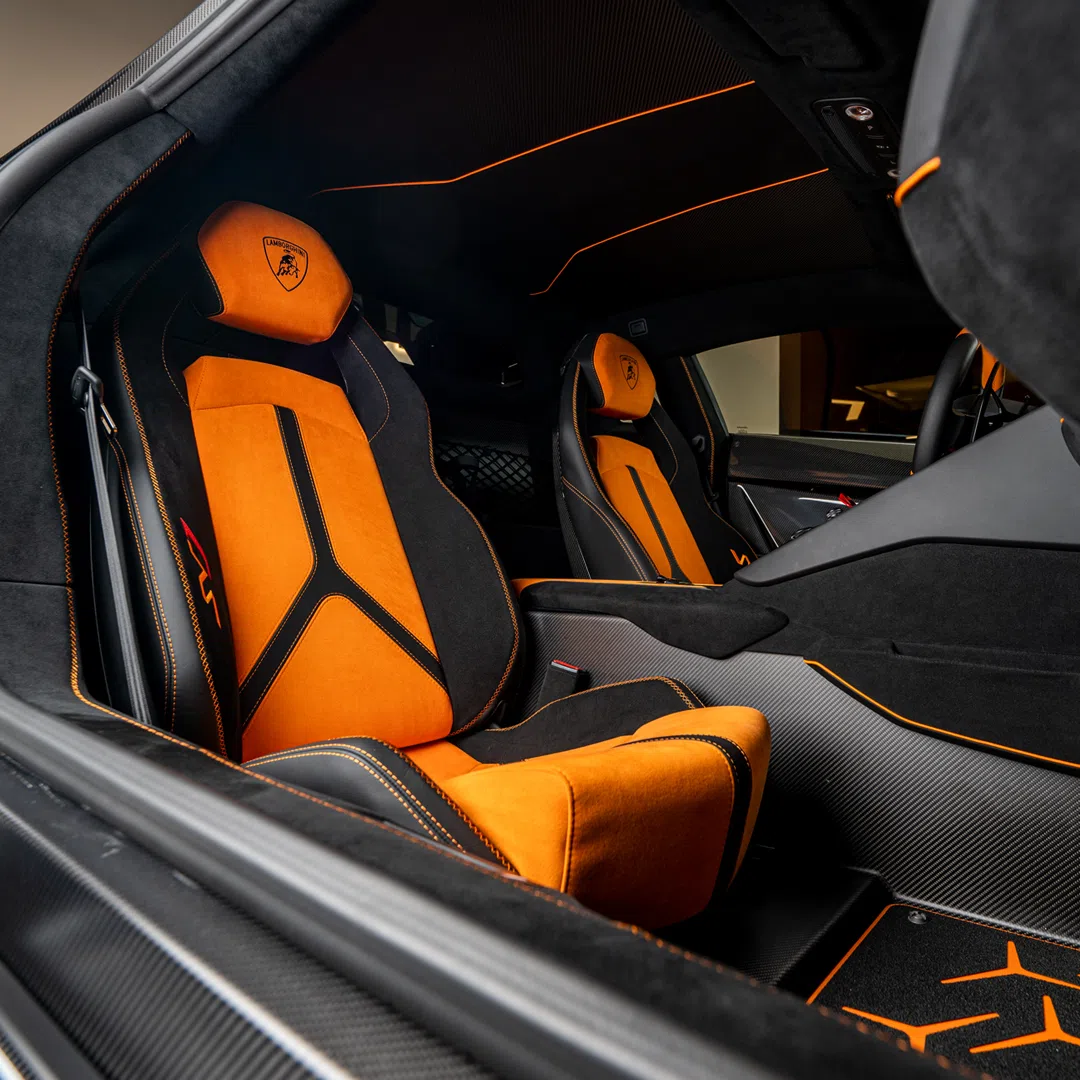 2019 Lamborghini Aventador SVJ 63 interior, seats