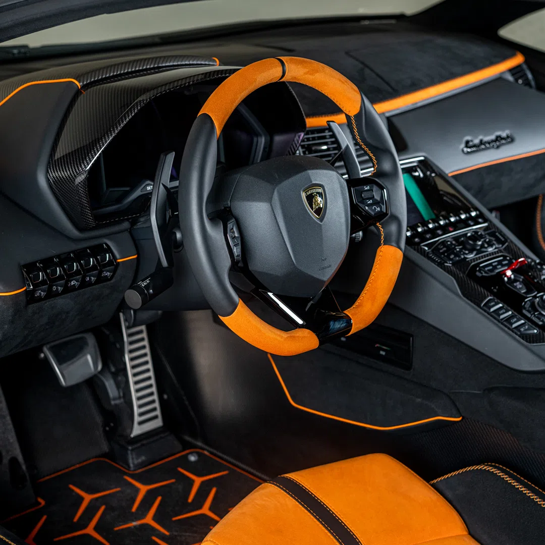 2019 Lamborghini Aventador SVJ 63 interior