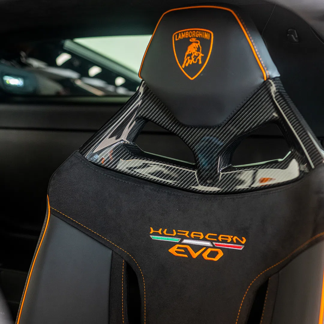 2021 Lamborghini Huracan EVO GT Celebration interior