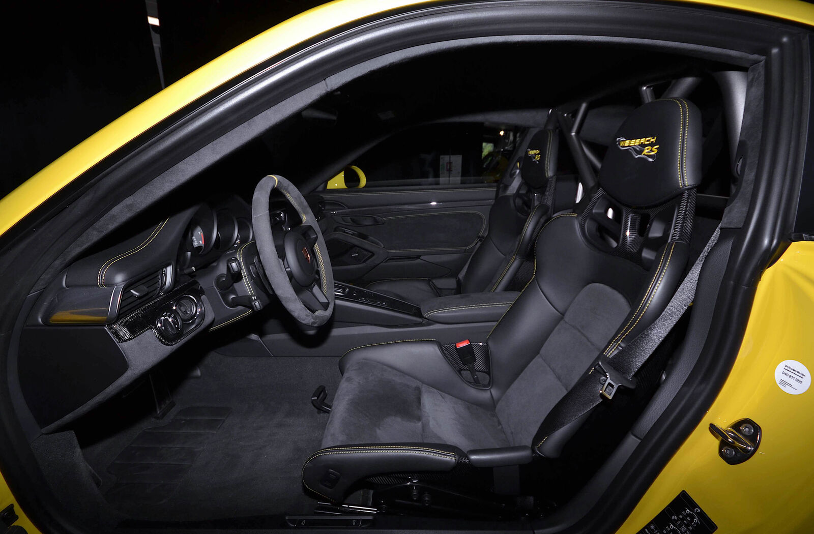 2018 Porsche 911 VII GT2RS, 2/15