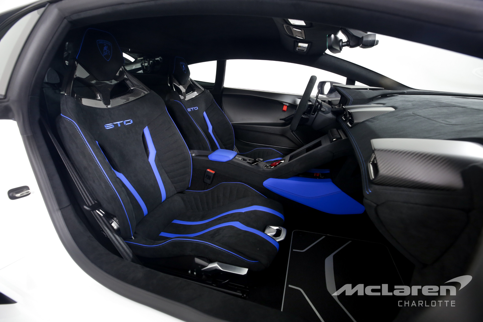 2021 LAMBORGHINI HURACAN STO, 4/19